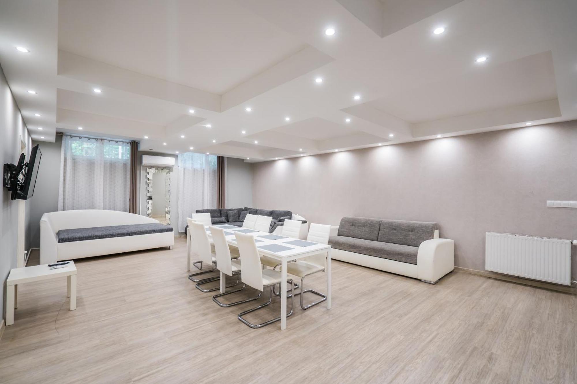 Riviera Apartmanhaz Siófok Buitenkant foto