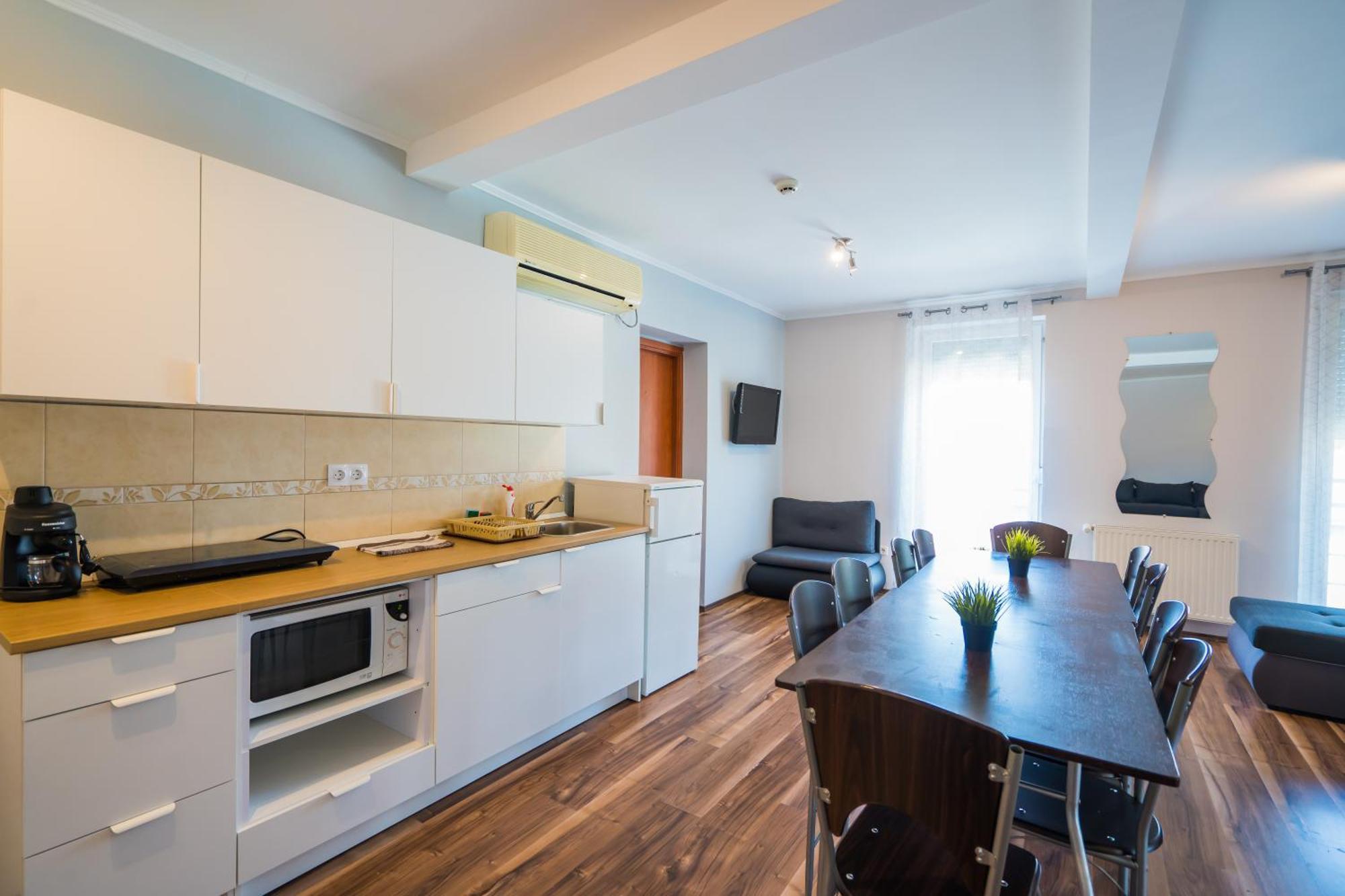Riviera Apartmanhaz Siófok Buitenkant foto