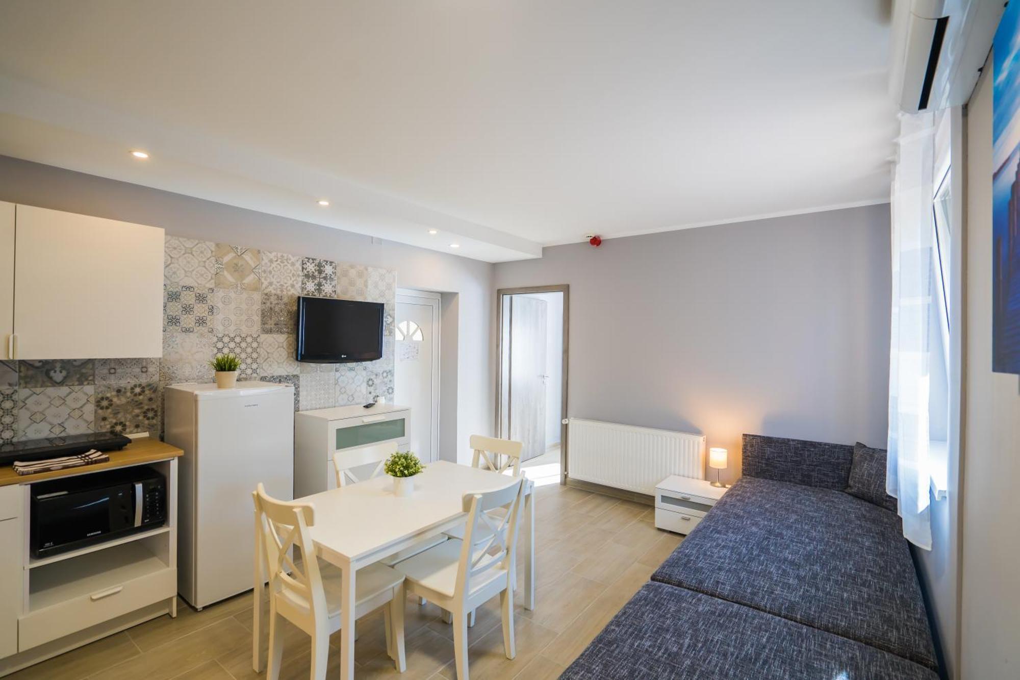 Riviera Apartmanhaz Siófok Buitenkant foto