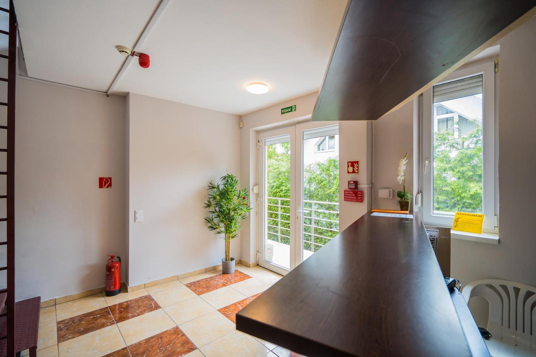 Riviera Apartmanhaz Siófok Buitenkant foto