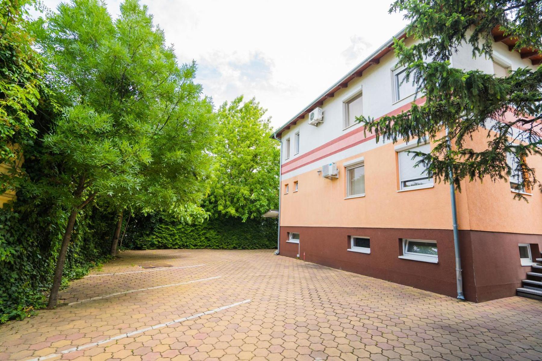 Riviera Apartmanhaz Siófok Buitenkant foto