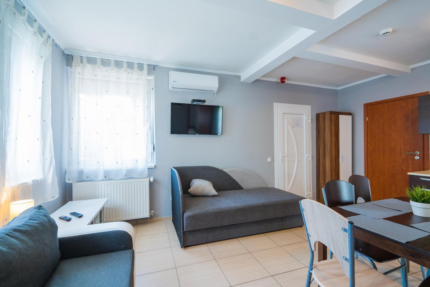 Riviera Apartmanhaz Siófok Buitenkant foto